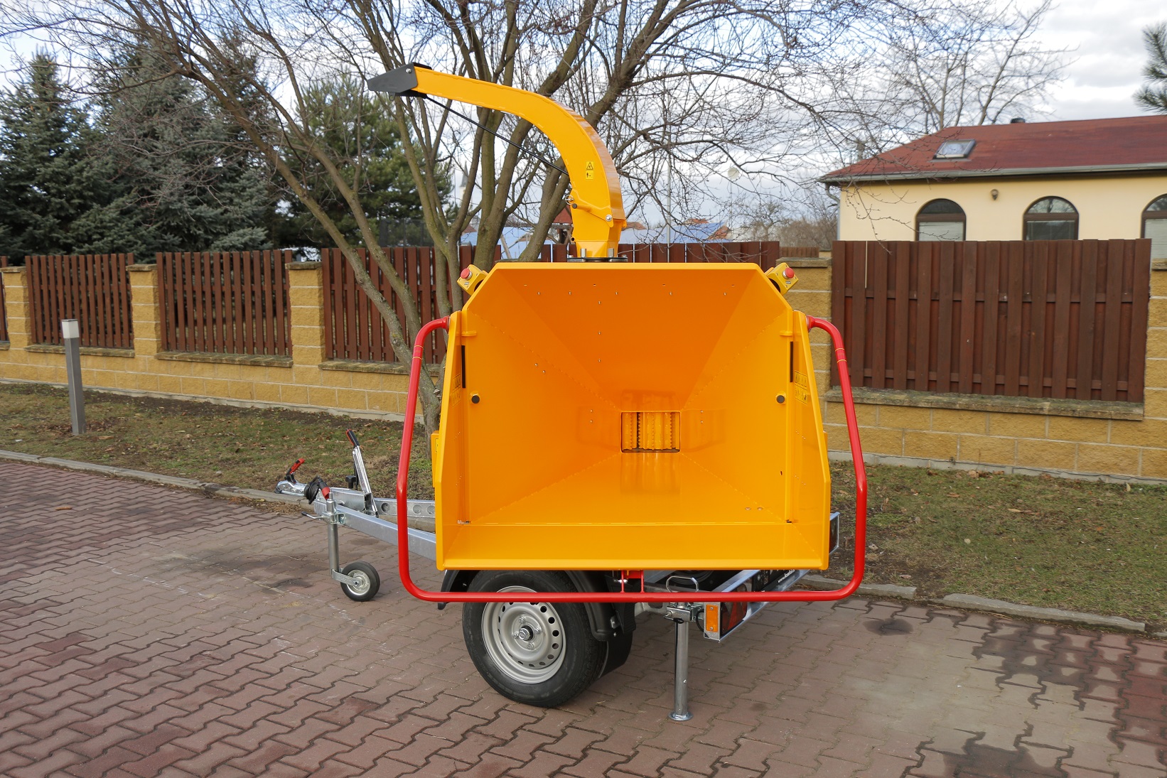 Masini Tocat Crengi LS 160 PB