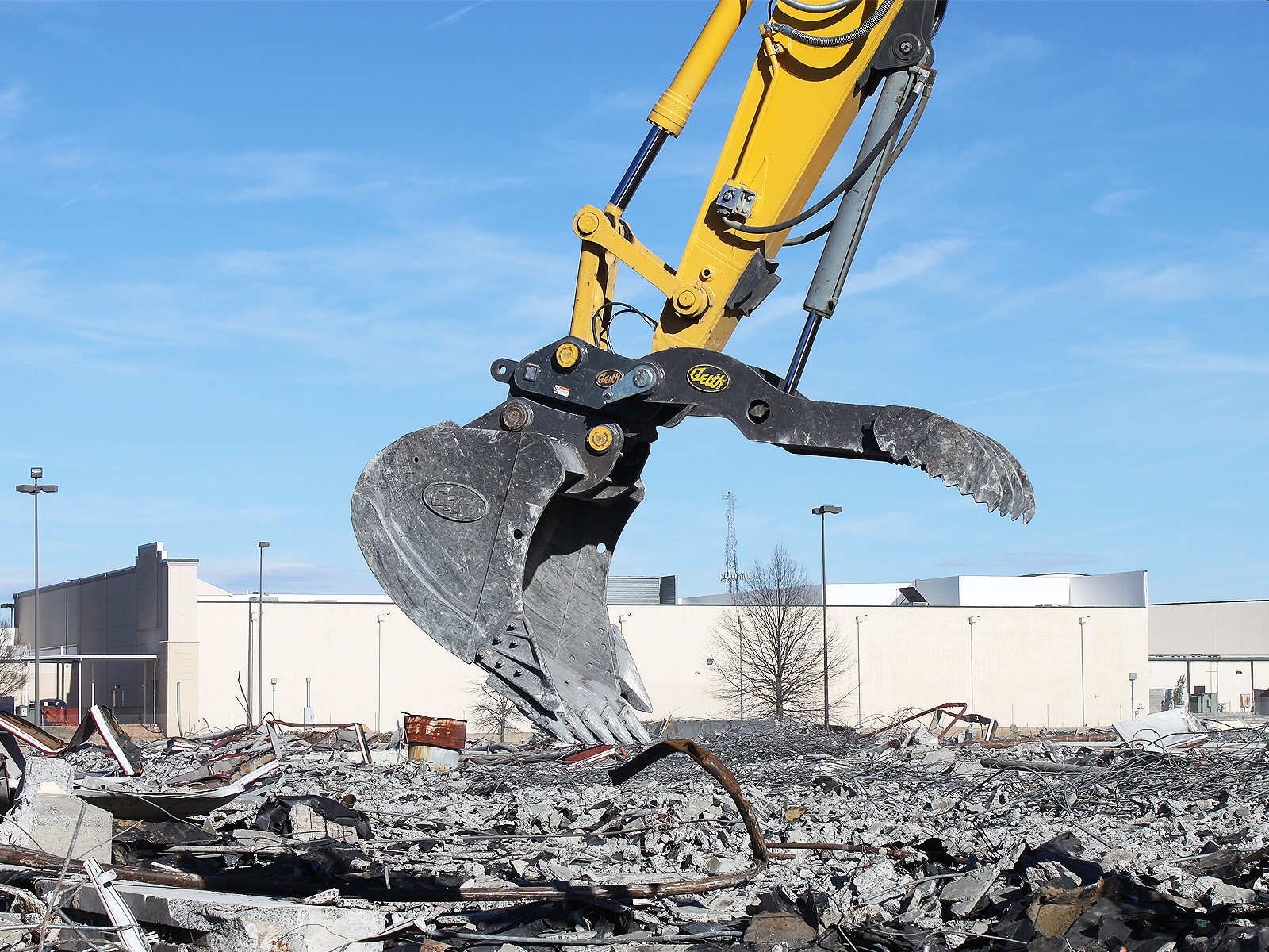 Clește hidraulic pentru excavator