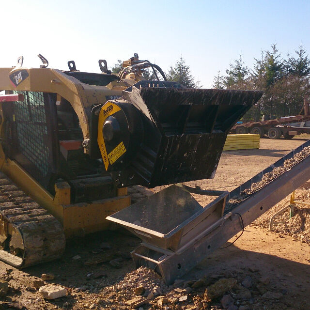 Cupa de concasare MB-L140 S2